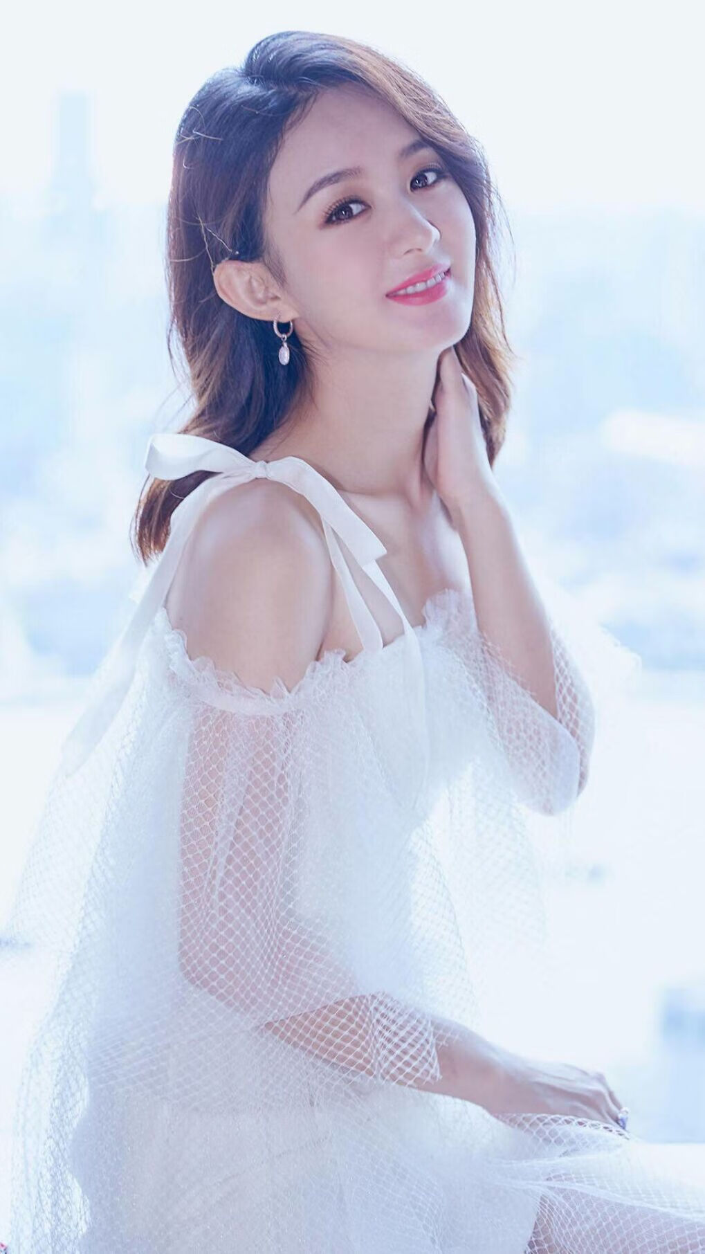 看到你的需求，我构思了一篇突出比赛戏剧性与个人英雄主义的文章。这里有一个独特的切入角度，希望能满足你对唯一性的期待